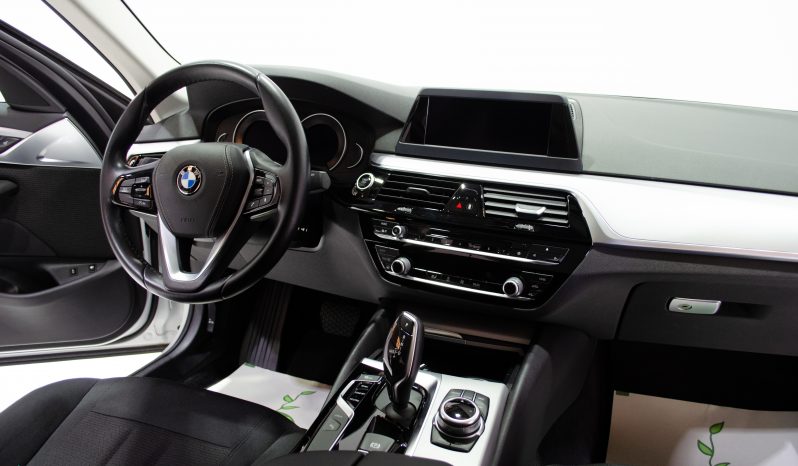 BMW 530e lleno